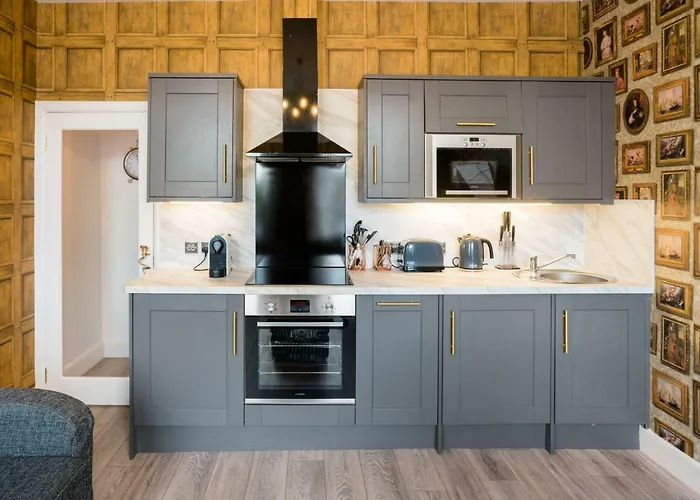 West Bow - Magical Harry Potter-Inspired Flat Near Edinburgh Castle